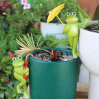Set of 2 Funny Frog Statues Outdoor Flower Pot Hugger, Resin Hanging Frog - Image 2
