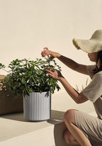 Veradek Demi Series Round Planter - Image 5