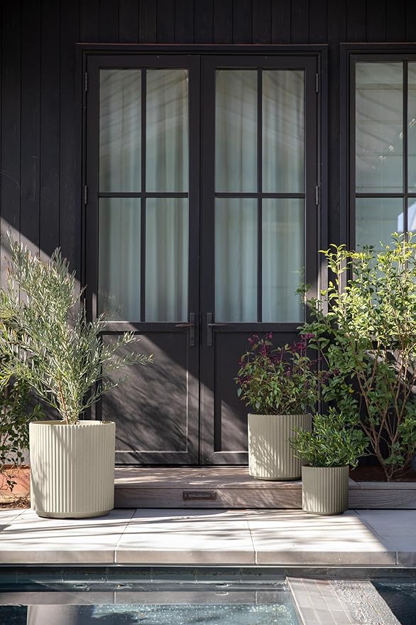 Veradek Demi Series Set of 3 Round Planters - Image 4