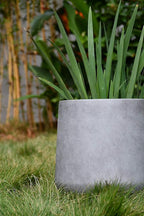 Kante 15.3" Dia Round Concrete Planter, Outdoor Indoor Large Plant Pots - Image 11