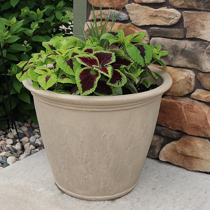 Sunnydaze 24-Inch Anjelica Large Plastic Pot - Image 9